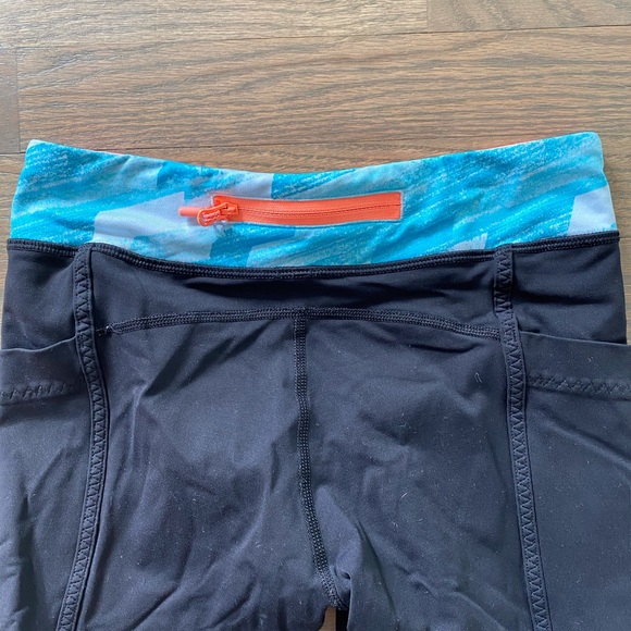 Ivivva by Lululemon Girls Capri Leggings, Size 12 - Picture 3 of 5